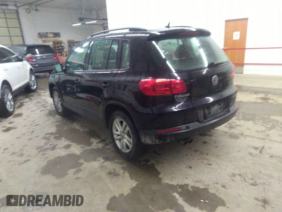 2016 Volkswagen Tiguan SE with VIN WVGBV7AX3GW541416, listed as a IAAI auction lot 41716488 with 78,639 mi miles and . Bid and sale history available at DreamBid. Image 3.