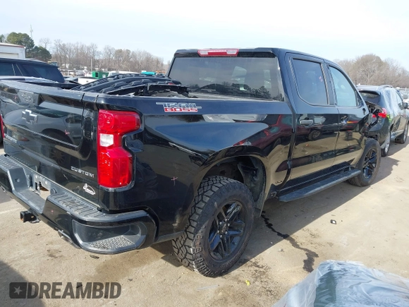 2022 Chevrolet Silverado 1500 Custom Trail Boss with VIN 3GCPDCED5NG547087, listed as a IAAI auction lot 41217879 with 164,539 mi miles and . Bid and sale history available at DreamBid. Image 4.