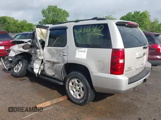 2007 Chevrolet Tahoe LTZ with VIN 1GNFK13097J406134, listed as a IAAI auction lot 42318310 with 137,106 mi miles and . Bid and sale history available at DreamBid. Image 3.