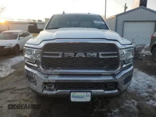 2024 Ram 2500 Tradesman with VIN 3C6UR5CLXRG217310, listed as a Copart auction lot 87625335 with 32,896 mi miles and Salvage Title. Bid and sale history available at carsss.com. Image 5.