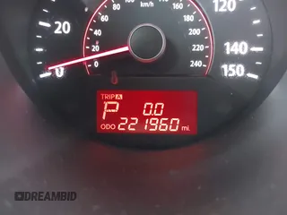 2011 Kia Sorento LX with VIN 5XYKT4A13BG062407, listed as a IAAI auction lot 41851378 with 221,960 mi miles. Bid and sale history available at carsss.com. Image 6.