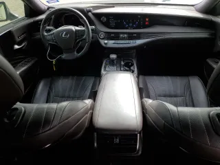 2020 Lexus LS with VIN JTHD51FF0L5011137, listed as a Copart auction lot 84896604 with 44,878 mi miles and Salvage Title. Bid and sale history available at carsss.com. Image 8.