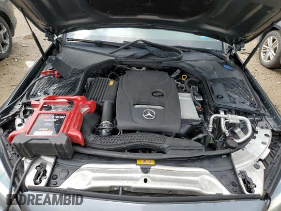 2018 Mercedes-Benz C 300 z VIN WDDWF4KB7JR350226, wystawiony jako Copart lot #61733245 z przebiegiem 74 870 mil mil oraz Szkoda całkowita • Salvage title. Historia ofert i sprzedaży dostępna na DreamBid. Obrazek 11.