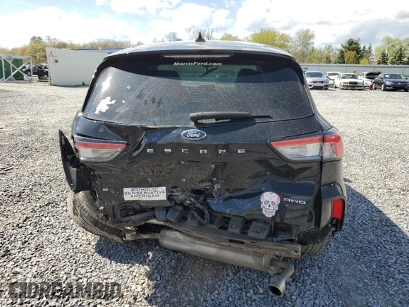 2020 Ford Escape SE z VIN 1FMCU9G6XLUC62391, wystawiony jako Copart lot #55538105 z przebiegiem 76 591 mil mil oraz Szkoda całkowita • Salvage title. Historia ofert i sprzedaży dostępna na DreamBid. Obrazek 6.