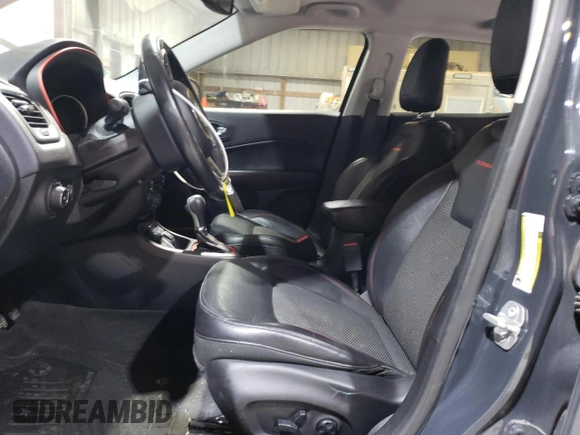 2018 Jeep Compass Trailhawk with VIN 3C4NJDDB4JT184997, listed as a Copart auction lot 48943005 with 119,778 mi miles and Salvage title. Bid and sale history available at DreamBid. Image 7.
