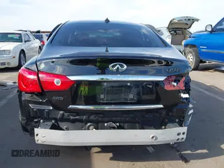 2014 Infiniti Q50 Premium with VIN JN1BV7AR5EM699404, listed as a IAAI auction lot 41884981 with 91,521 mi miles. Bid and sale history available at carsss.com. Image 17.