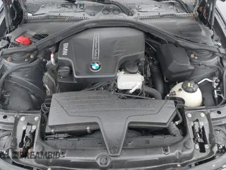 2014 BMW 3 Series 328i xDrive z VIN WBA3B5G51ENS09342, wystawiony jako IAAI lot #42270723 z przebiegiem 169 064 mil mil oraz . Historia ofert i sprzedaży dostępna na DreamBid. Obrazek 10.