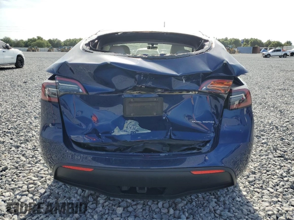 2022 Tesla Model Y Long Range z VIN 7SAYGDEE2NF433907, wystawiony jako Copart lot #54402215 z przebiegiem 44 765 mil mil oraz Szkody całkowita. Historia ofert i sprzedaży dostępna na DreamBid. Obrazek 6.