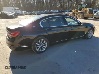 2017 BMW 7 Series 740e xDrive iPerformance with VIN WBA7J2C32HG497940, listed as a Copart auction lot 37401353 with 24,508 mi miles. Bid and sale history available at carsss.com. Image 3.