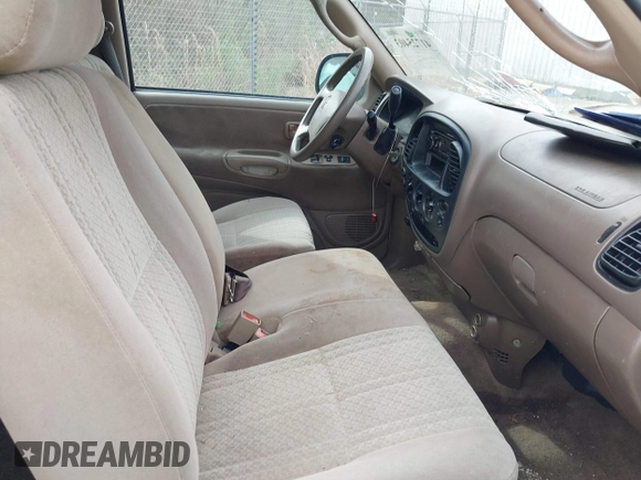 2003 Toyota Tundra SR5 with VIN 5TBRT34183S437029, listed as a IAAI auction lot 41725403 with 210,948 mi miles. Bid and sale history available at carsss.com. Image 5.