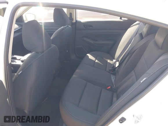 2025 Nissan Altima SV z VIN 1N4BL4DV0SN378389, wystawiony jako IAAI lot #41984535 z przebiegiem 46 mil mil oraz . Historia ofert i sprzedaży dostępna na DreamBid. Obrazek 8.