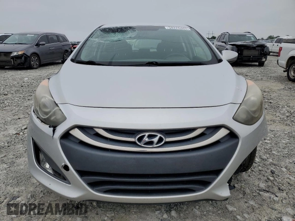2013 Hyundai Elantra с VIN KMHD35LE1DU051336, выставлен на аукционе Copart как лот 58226465 с пробегом 124 894 миль миль и Списание • Salvage title. История ставок и продаж доступна на DreamBid. Изображение 5.