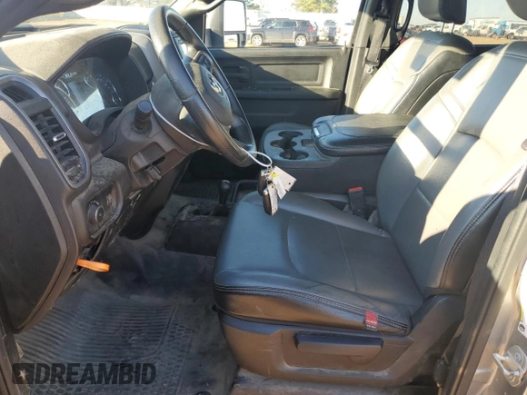 2024 Ram 2500 Tradesman with VIN 3C6UR5CJXRG144437, listed as a Copart auction lot 46417545 with 36,733 mi miles and Salvage title. Bid and sale history available at DreamBid. Image 7.