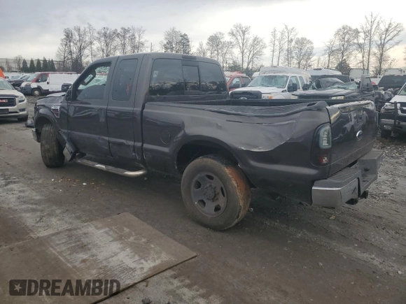 2008 Ford Super Duty F-250 SRW XL with VIN 1FTSX20R18EC43572, listed as a Copart auction lot 85246214 with 209,235 mi miles and Salvage Title. Bid and sale history available at carsss.com. Image 2.