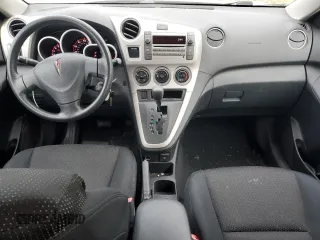 2009 Pontiac Vibe w/1SA with VIN 5Y2SP67859Z463621, listed as a Copart auction lot 77535724 with 61,888 mi miles and Salvage Title. Bid and sale history available at carsss.com. Image 8.