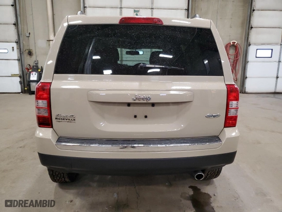 2017 Jeep Patriot High Altitude with VIN 1C4NJRFB1HD135265, listed as a Copart auction lot 47801895 with 42,645 mi miles and Salvage Title. Bid and sale history available at carsss.com. Image 6.