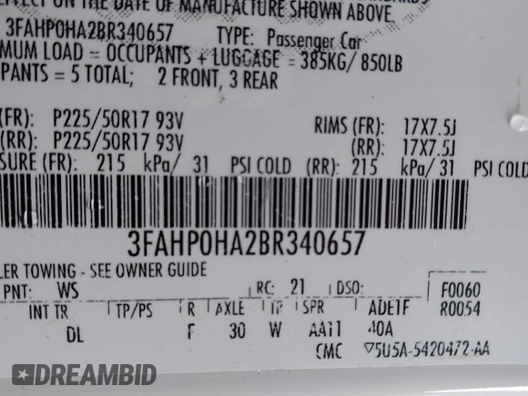 2011 Ford Fusion SE with VIN 3FAHP0HA2BR340657, listed as a IAAI auction lot 41899051 with 100,487 mi miles. Bid and sale history available at carsss.com. Image 9.