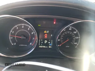 2021 Mitsubishi Outlander ES z VIN JA4APUAU6MU005379, wystawiony jako Copart lot #75310024 z przebiegiem 68 796 mil mil oraz Szkoda całkowita • Salvage title. Historia ofert i sprzedaży dostępna na DreamBid. Obrazek 9.