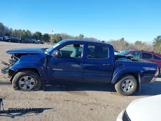 2014 Toyota Tacoma with VIN 3TMLU4EN5EM140028, listed as a IAAI auction lot 40965372 with 94,372 mi miles and . Bid and sale history available at DreamBid. Image 15.