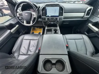 2022 Ford F-350 XL with VIN 1FT8W3DT8NEG01027, listed as a Copart auction lot 59551375 with 239,411 mi miles and Clean title. Bid and sale history available at DreamBid. Image 9.
