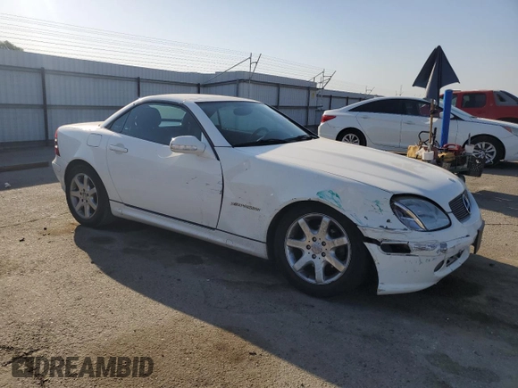 2002 Mercedes-Benz SLK-Class 2.3L Kompressor with VIN WDBKK49F62F257017, listed as a Copart auction lot 73859374 with 125,733 mi miles and Salvage Title. Bid and sale history available at carsss.com. Image 4.