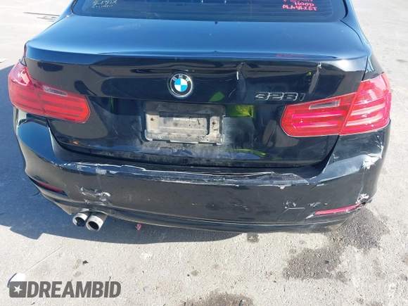 2014 BMW 3 Series 328i z VIN WBA3A5G54ENP31921, wystawiony jako IAAI lot #42374240 z przebiegiem 148 671 mil mil oraz . Historia ofert i sprzedaży dostępna na DreamBid. Obrazek 6.