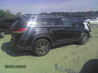 2019 Toyota Highlander SE z VIN 5TDJZRFH6KS587607, wystawiony jako Copart lot #73529944 z przebiegiem Nie podano mil oraz Szkoda całkowita • Salvage title. Historia ofert i sprzedaży dostępna na DreamBid. Obrazek 3.