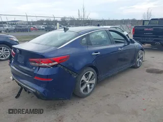 2020 Kia Optima LX with VIN 5XXGT4L35LG418172, listed as a IAAI auction lot 41871881 with 65,740 mi miles. Bid and sale history available at carsss.com. Image 4.