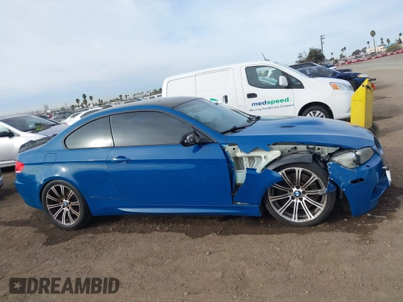 2009 BMW M3 с VIN WBSWD93539P361939, выставлен на аукционе IAAI как лот 41402024 с пробегом 203 647 миль миль и . История ставок и продаж доступна на DreamBid. Изображение 13.