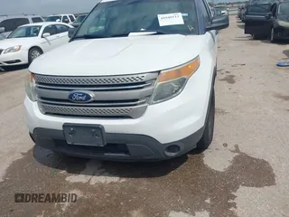 2013 Ford Explorer with VIN 1FM5K8B87DGC83040, listed as a IAAI auction lot 41940113 with 194,416 mi miles and . Bid and sale history available at carsss.com. Image 6.