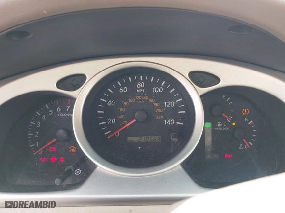 2006 Toyota Highlander w/3rd Row with VIN JTEDP21A460117651, listed as a IAAI auction lot 40618172 with 218,563 mi miles. Bid and sale history available at carsss.com. Image 7.