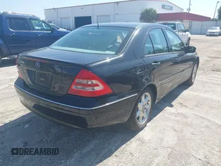 2002 Mercedes-Benz C 230/260/280/320 with VIN WDBRF61J62F195116, listed as a IAAI auction lot 42253120 with 128,492 mi miles and . Bid and sale history available at DreamBid. Image 4.