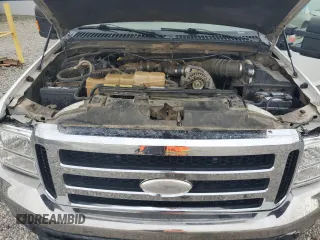 2000 Ford F-250 XL with VIN 1FTNW21F3YEC28124, listed as a Copart auction lot 55389625 with 378,509 mi miles and Clean title. Bid and sale history available at DreamBid. Image 11.
