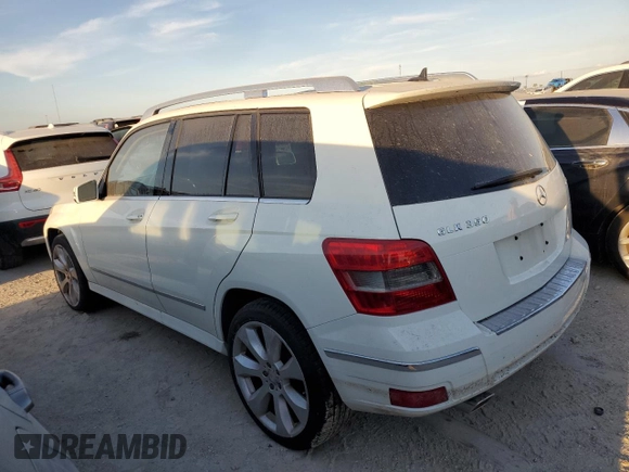 2011 Mercedes-Benz GLK 350 with VIN WDCGG8HB8BF681131, listed as a Copart auction lot 73999534 with Not Provided miles and Salvage Title. Bid and sale history available at DreamBid. Image 2.