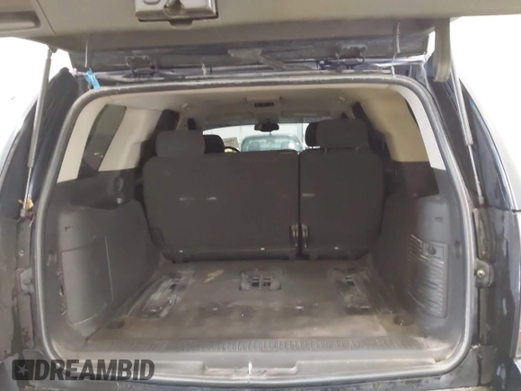 2007 Chevrolet Tahoe LS with VIN 1GNFC13C87R394003, listed as a IAAI auction lot 42206597 with 147,358 mi miles and . Bid and sale history available at DreamBid. Image 17.