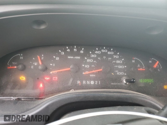 2008 Ford Econoline Passenger XL with VIN 1FBNE31L58DB44511, listed as a Copart auction lot 83866334 with 183,890 mi miles and Salvage Title. Bid and sale history available at carsss.com. Image 9.