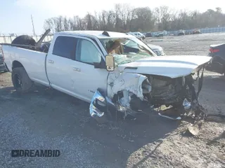 2019 Ram 2500 Big Horn with VIN 3C6UR5JL0KG519472, listed as a IAAI auction lot 41564686 with 120,882 mi miles. Bid and sale history available at carsss.com. Image 1.