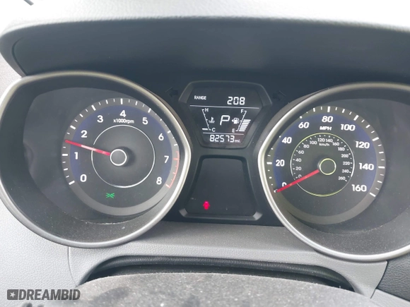 2016 Hyundai Elantra SE with VIN 5NPDH4AE1GH720562, listed as a IAAI auction lot 41723971 with 82,573 mi miles. Bid and sale history available at carsss.com. Image 7.