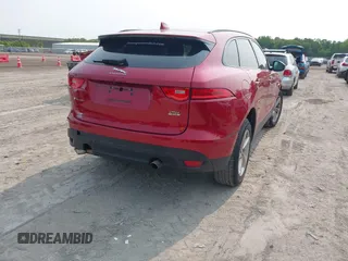 2019 Jaguar F-Pace 25t Premium с VIN SADCJ2FX4KA354390, выставлен на аукционе IAAI как лот 42384285 с пробегом 113 061 миль миль и . История ставок и продаж доступна на DreamBid. Изображение 4.