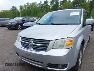 2009 Dodge Grand Caravan SXT z VIN 2D8HN54139R615585, wystawiony jako IAAI lot #42334638 z przebiegiem 129 672 mil mil oraz . Historia ofert i sprzedaży dostępna na DreamBid. Obrazek 13.