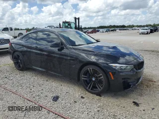 2020 BMW M4 with VIN WBS4Y9C09LAH83114, listed as a Copart auction lot 70394344 with 32,459 mi miles and Salvage Title. Bid and sale history available at carsss.com. Image 4.