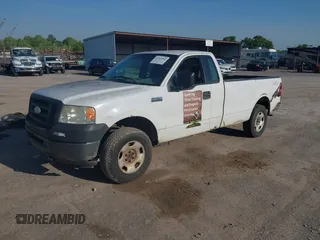 2006 Ford F-150 XL with VIN 1FTRF14W06NB28681, listed as a IAAI auction lot 42147085 with 381,160 mi miles. Bid and sale history available at carsss.com. Image 2.