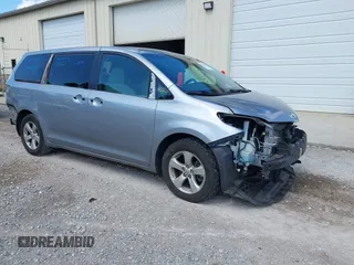 2017 Toyota Sienna LE Auto Access Seat with VIN 5TDKZ3DC9HS791965, listed as a IAAI auction lot 42624689 with 88,383 mi miles and . Bid and sale history available at DreamBid. Image 1.