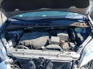 2017 Toyota Sienna XLE Auto Access Seat with VIN 5TDYZ3DC0HS784509, listed as a IAAI auction lot 41725664 with 69,990 mi miles. Bid and sale history available at carsss.com. Image 10.