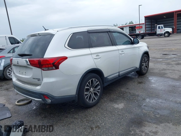 2016 Mitsubishi Outlander GT z VIN JA4JZ4AX1GZ012333, wystawiony jako IAAI lot #42186100 z przebiegiem 163 306 mil mil oraz . Historia ofert i sprzedaży dostępna na DreamBid. Obrazek 4.