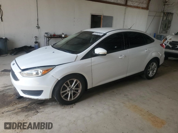 2016 Ford Focus SE with VIN 1FADP3F24GL403808, listed as a Copart auction lot 61914245 with 52,162 mi miles and Salvage title. Bid and sale history available at DreamBid. Image 1.