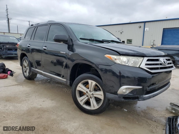 2013 Toyota Highlander Limited with VIN 5TDYK3EH1DS136606, listed as a Copart auction lot 45195505 with 0 mi miles and Salvage Title. Bid and sale history available at carsss.com. Image 4.