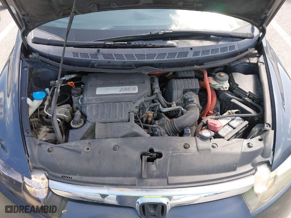 2007 Honda Civic Hybrid with VIN JHMFA362X7S027589, listed as a IAAI auction lot 42016320 with 181,110 mi miles. Bid and sale history available at carsss.com. Image 10.
