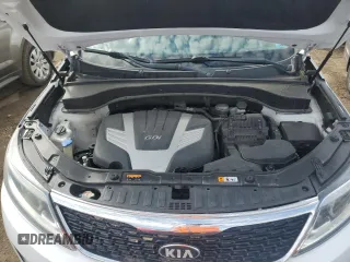 2014 Kia Sorento SX with VIN 5XYKWDA75EG528435, listed as a Copart auction lot 48930245 with 200,928 mi miles and Non Repairable. Bid and sale history available at carsss.com. Image 12.