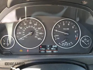 2013 BMW 3 Series 320i with VIN WBA3B1C50DK128525, listed as a Copart auction lot 48618015 with 124,304 mi miles and Salvage Title. Bid and sale history available at carsss.com. Image 9.